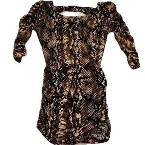 Body Central Brown Snakeskin Print 3/4 Sleeve Top Shirt Tee Size Small Ruching